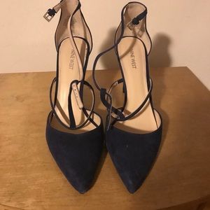 Suede t-strap pumps